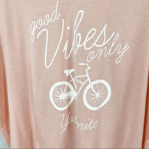 Good Vibes Only Yosemite Soft Peach Graphic High Low Hem Tee Size Small - £15.62 GBP
