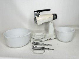 Vintage Sunbeam Mixmaster Stand Mixer 175W 12 Speed 2 Bowls 2 Beaters - £54.49 GBP