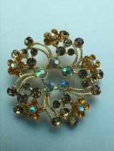 Estate Bronze &amp; Amber w Aurora Borealis Rhinestone Floral Swirl Wreath Pin Brooc - £10.48 GBP