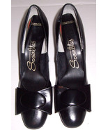 Vintage Socialites Ladies Black Leather Upper  Shoes Bow Design SIZE 7.5... - $95.72 CAD
