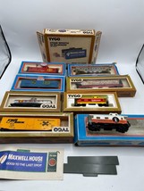 Vintage TYCO HO Scale Model Train Car Lot Boxcar Tanker Caboose Hopper F... - $33.24