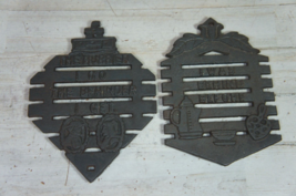 Pair of Vintage Cast Iron Trivets Hurrier I Go Behind Before - Kitchen Farmhouse - £16.83 GBP
