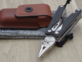 Leatherman Charge Plus w/ Ainsworth Sheath Multi Tool 07/18 - £202.98 GBP