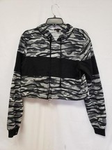Material Girl Womens Top Gray Black Size L - $354.95 MXN