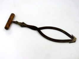 Antique Primitive Ice Tongs Clamp Holder Wood Handle Blacksmith - €6,88 EUR