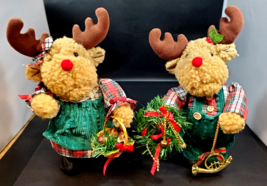 Set of 2 Mr. and Mrs.  Moose Wind-Up Plush Musical Motion Christmas Displays - £31.64 GBP