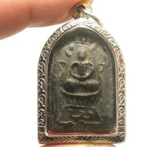 Thai Amulet Pendant Lp Boon Buddha In Sacred Temple Peaceful Happy Lucky Success - £245.89 GBP