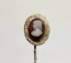 Vintage Estate 10K Yellow Gold Cameo Stick Pin Carved Light Gray Shell  - £65.05 GBP