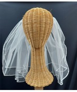 72&quot; Wide Shoulder Length Tiered Ribbon Edge Bridal Veil (15&quot;/18&quot; Tiers) ... - $284.54 MXN