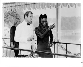 A View To A Kill Roger Moore and Grace Jones at party 8x10 photo - £11.84 GBP