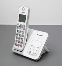 Panasonic KX-TGD832W 6.0 Expandable Cordless Phone - READ image 2