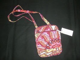 Vera Bradley Crossbody Mini Hipster Quilted Resort Medallion 14414-D15 N... - $32.00