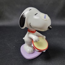 VTG SNOOPY Playing A Tamborine Ceramic 5.5&quot; UFS Peanuts Figurine Display... - $18.80