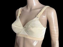 NOS VINTAGE 70s EXQUISITE FORM CONTOUR X BRA 32C BEIGE 100% NYLON ONE SE... - $547.59 MXN