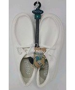 Mad Love Lizzy Sneakers Shoes Size 9 NWT - $13.52 CAD