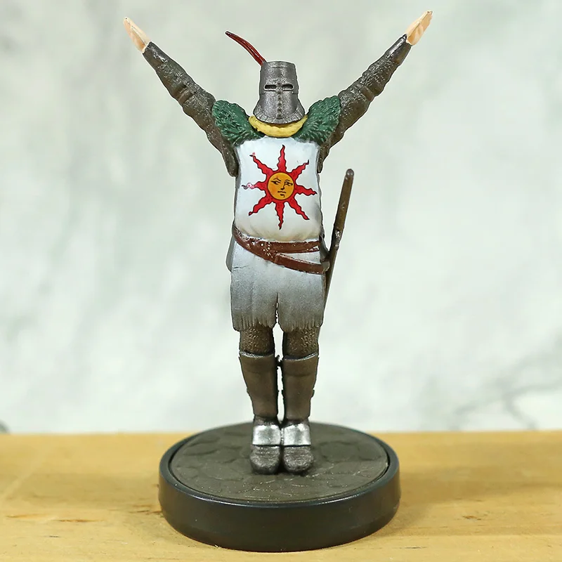Chiger Game DARK SOULS Statue Solaire of Astora Greetings to the Sun PVC 10cm - £13.40 GBP+