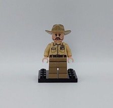 LEGO Chief Jim Hopper Minifigure st007 Upside Down Stranger Things 75810 - £13.99 GBP