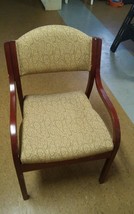015B High Point Office Lobby Wood &amp; Upholstery Chair - $591.43 MXN