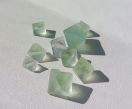 Fluorite Octahedral Green Crystals, Natural Fluorite 11.1g 8pcs 6mm - 20mm - £5.76 GBP