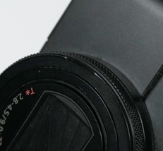 Sony Cyber-shot DSC-RX100M7 Compact Digital Camera  image 8