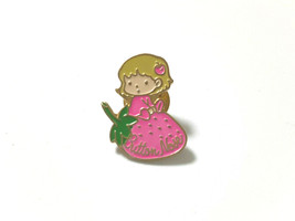 Button Nose Pin Badge Old SANRIO Character Vintage Super Rare - £17.38 GBP
