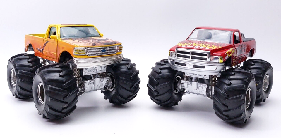 DODGE RAM F150 Lot 2 MONSTER TRUCKs CRUNCH 1996 DIECAST NEW RAY 4x4 Item image 2