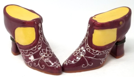 Latin Fashion Heel Shoe Figurines Heel Opens Latch Set of 2 Ceramic Vintage - £9.10 GBP