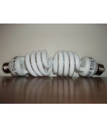 100 WATT CFL GROW LIGHT BULBS - 2700 K SPECTRUM! USES 23 WATTS! Set of 2 - $247.32 MXN