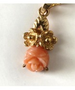 Carved Coral &amp; Gold Chain Delicate Pendant Necklace - €33,23 EUR