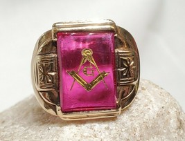 Vtg Art Deco Masonic 10K Yellow Gold Ring Red Stone Compass Square &quot;G&quot;eo... - $349.95