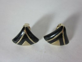 Avon Clip Earrings Black Enamel &amp; Goldtone Triangle Design - £8.62 GBP
