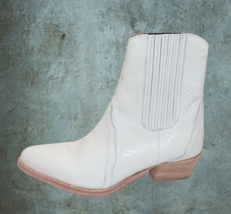 FREE PEOPLE New Frontier Chelsea Boot, Ivory Patent Leather sz 39, 8.5 - £54.78 GBP