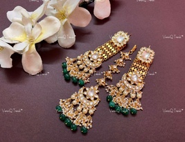 VeroniQ Trends-Royal Gold Plated Pachi Kundan Chandbali Maang Tika and Earrings - £137.66 GBP