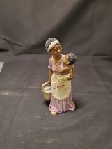 African Women holding Child Figurine - £4.46 GBP