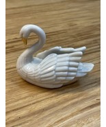 Vintage Lenox Swan Figurine Statute No COA or Box KG - £14.27 GBP