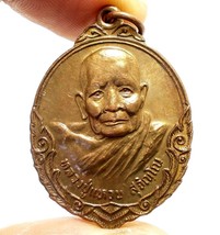 Lp Wan Sujinno Nascita Origine Moneta Fortunato Successo Buddha Thai... - £93.83 GBP