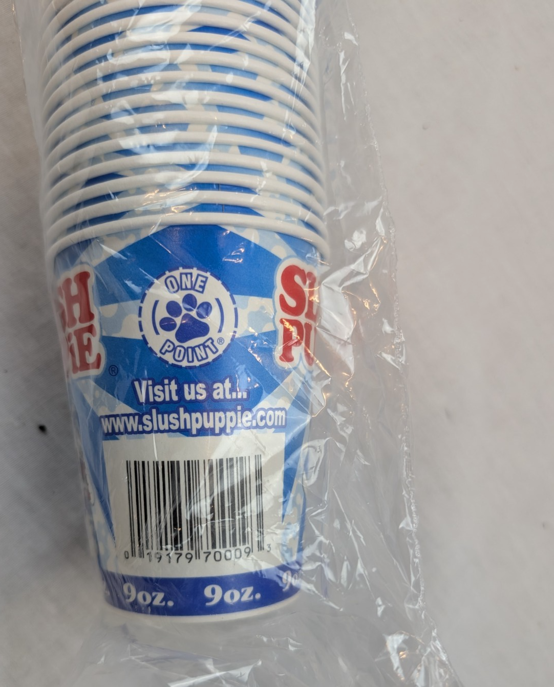 100 Pack Of Official Slush Puppie Cups 9 oz  brand new wax coated paper Item image 3