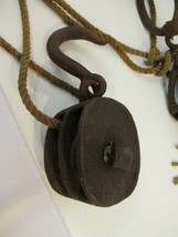 Cast Iron Block Tackle Pulley System Double w Rope VTG Large Rusted Barn Tools - £64.66 GBP