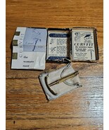 Curvfit &quot;The Woman&#39;s Razor&quot; Antique Safety Razor With bag And Original Box - $19.75