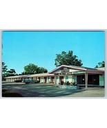 Postcard Pine Forest Motel Yulee Florida Old Cars Parked Out Front - £3.92 GBP