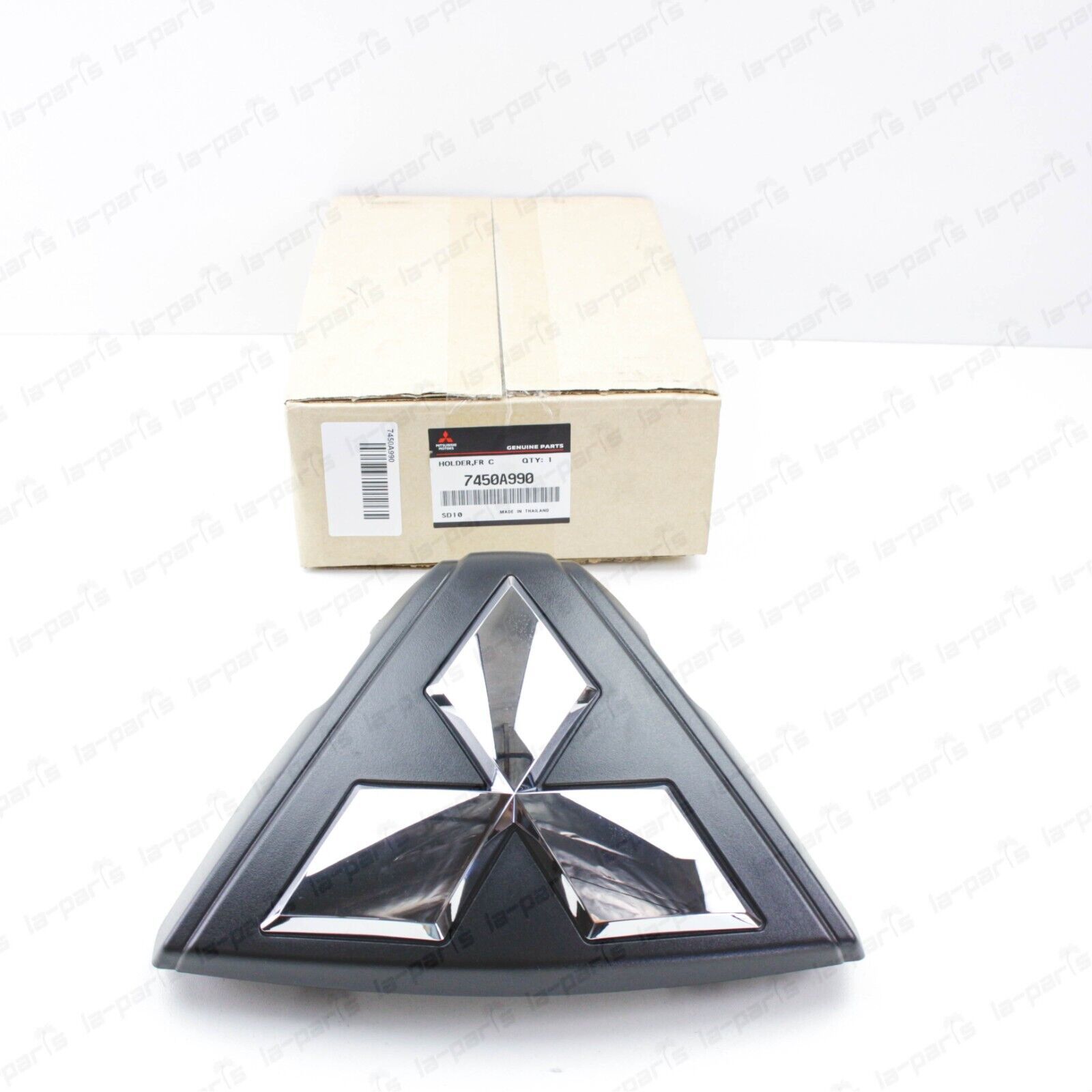 New Genuine Mitsubishi 15-19 Pajero Sport Front Grille Chrome Logo Emble... - $50.40