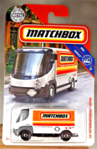 2018 Matchbox 6/125 Mbx Service 1/20 ‘09 International E Star White w/ChromeHubSp - £9.40 GBP