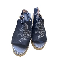 Taryn Rose Winda  women’s blue denim floral wedge size 10B SKU 3036 - £34.71 GBP