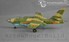 ArrowModelBuild Bomb 5 IL-28 IL28 Bomber Built &amp; Painted 1/72 Model Kit - £646.71 GBP