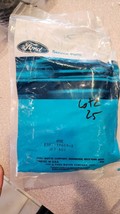 New NOS OEM LOT of 2 Ford Windshield Washer Assembly Jet Spray # E3FZ-17... - €16,42 EUR