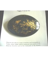 Hand Painted Black &amp; Gold Flowers Wooden Brooch - $154.34 MXN