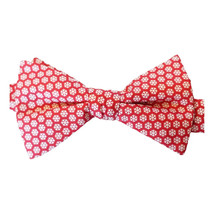 TOMMY HILFIGER Red White Snowflake Silk Pre-Tied Bow Tie - £19.65 GBP