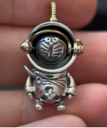 925 Sterling Silver Astronaut Cat Pendant - Articulating Helmet - Unique... - $112.20