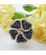 925 STERLING SILVER BRILLIANT CUT BLACK AND WHITE CZ FABULOUS FLOWER RIN... - $1,764.08 MXN