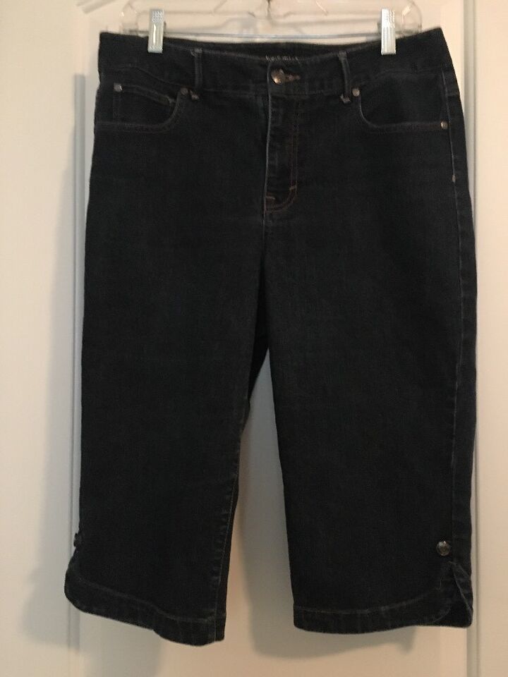 Primary image for Nine West Jeans Women's Capri Blue Jeans w Pockets Size 10 Regular Fit